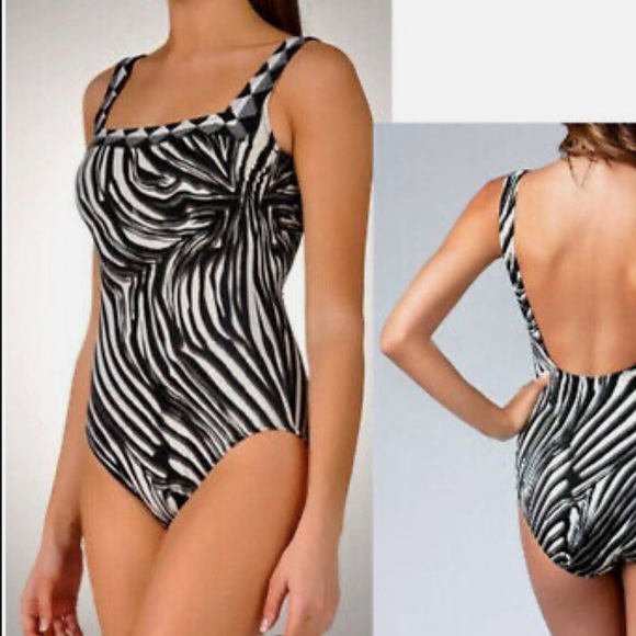 Gottex Other - Gottex plus size 20 Black One Piece Built-In Shelf Bra animal print swimsuit
